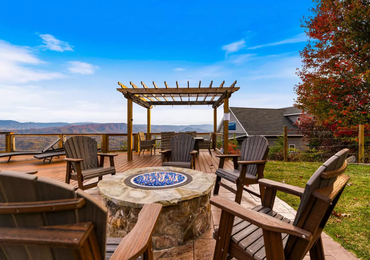 Bluff Mountain Escape