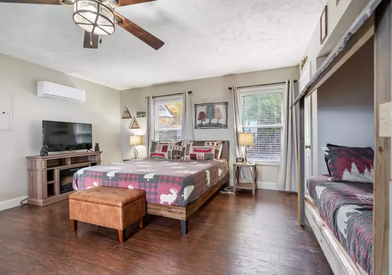 Bluff Mountain Escape