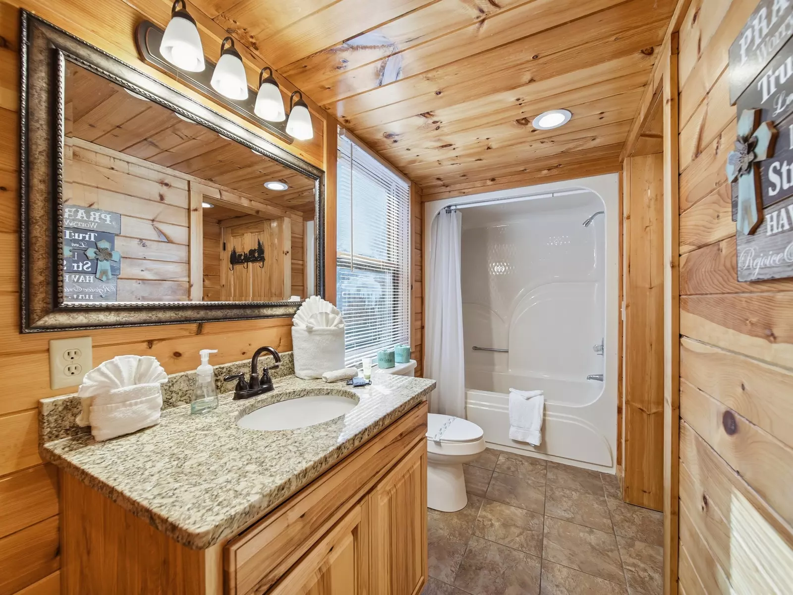 Property image, Exterior, of A Secluded Retreat #216