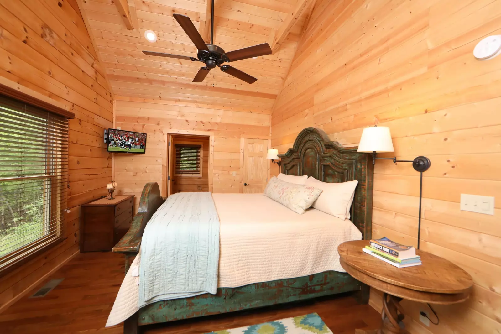 Honey J's Mountain Retreat