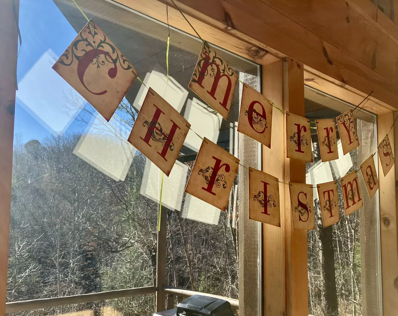 A Walk in the Clouds holiday decorations