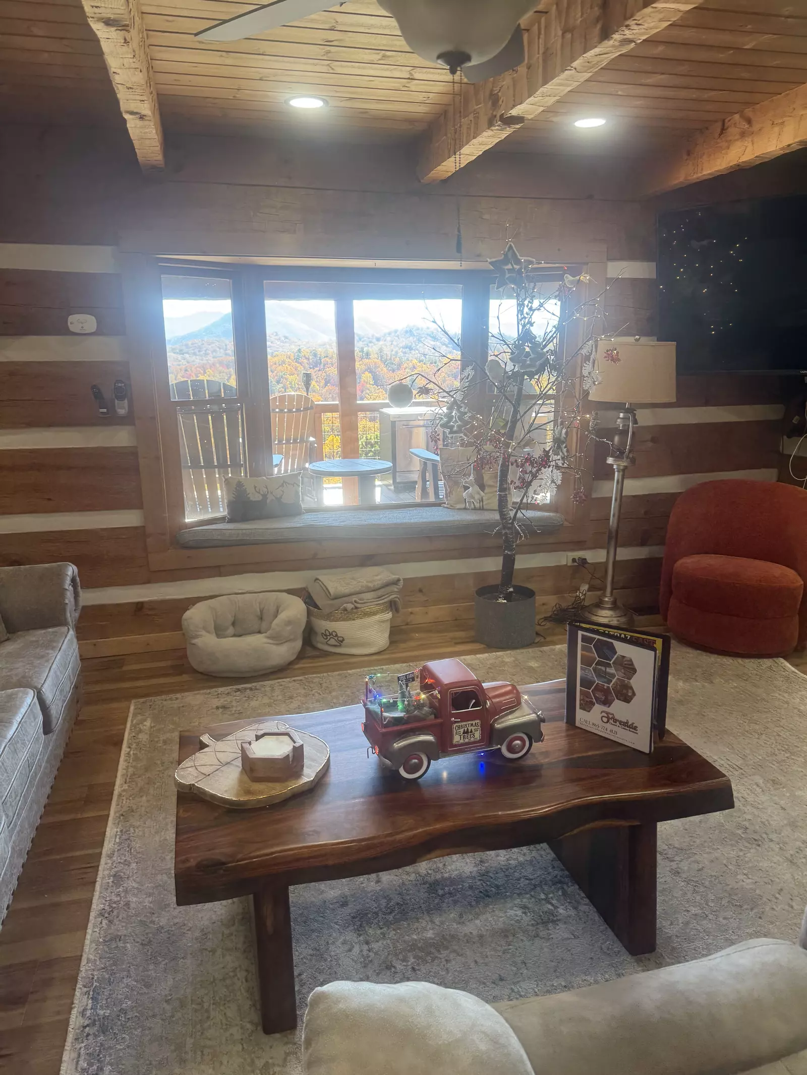 Secluded Summit holiday decorations