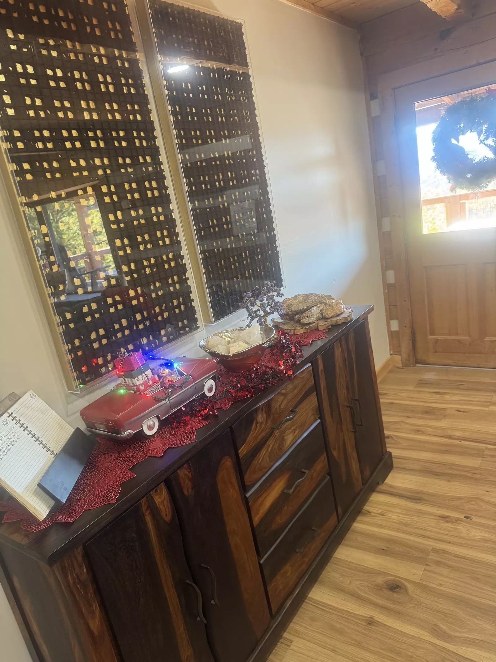 Secluded Summit holiday decorations