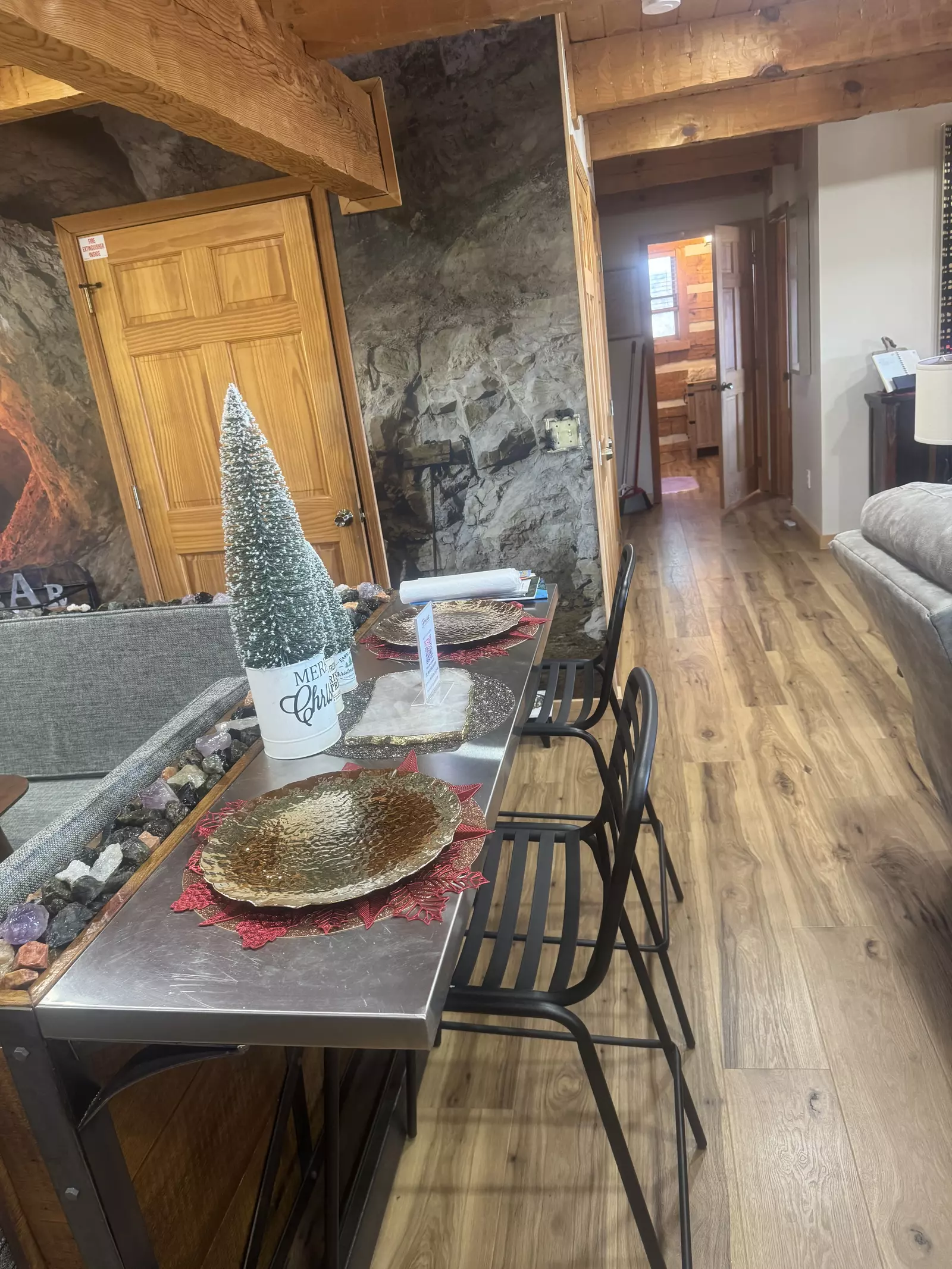 Secluded Summit holiday decorations