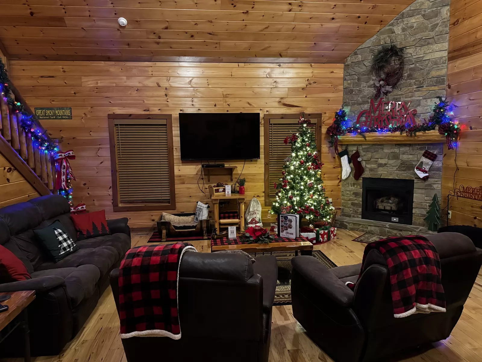 The Bear Cubs Winterfest decorations