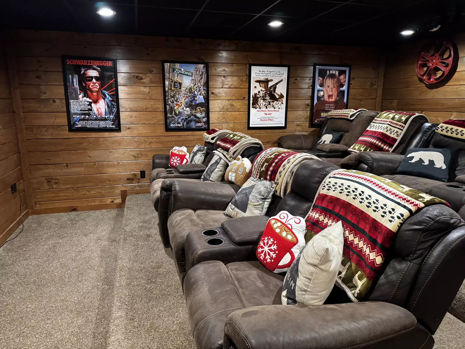 The Bear Cubs Winterfest decorations 