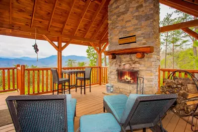 hackberry lodge is one of the great smoky mountain cabin rentals