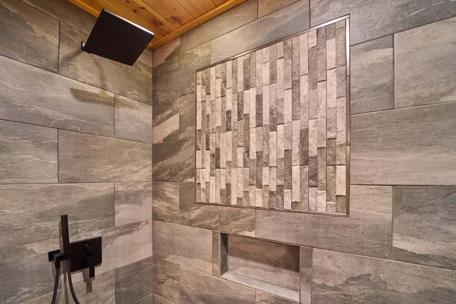 Property image, Interior, of Basswood Lodge