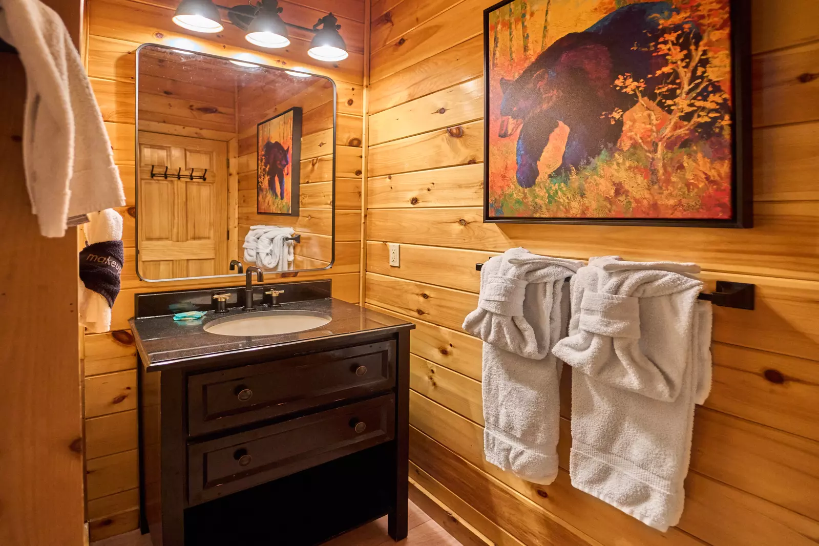 Property image, Interior, of Basswood Lodge