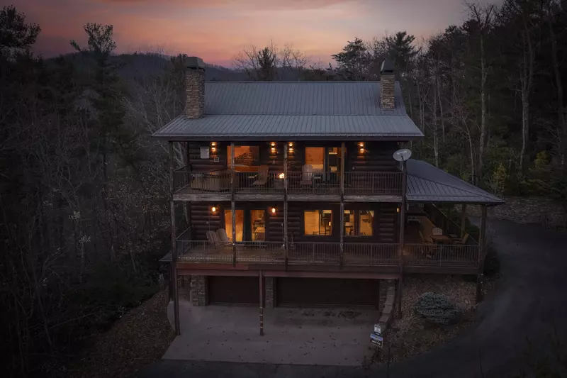 Property image, Interior, of Livin It Up