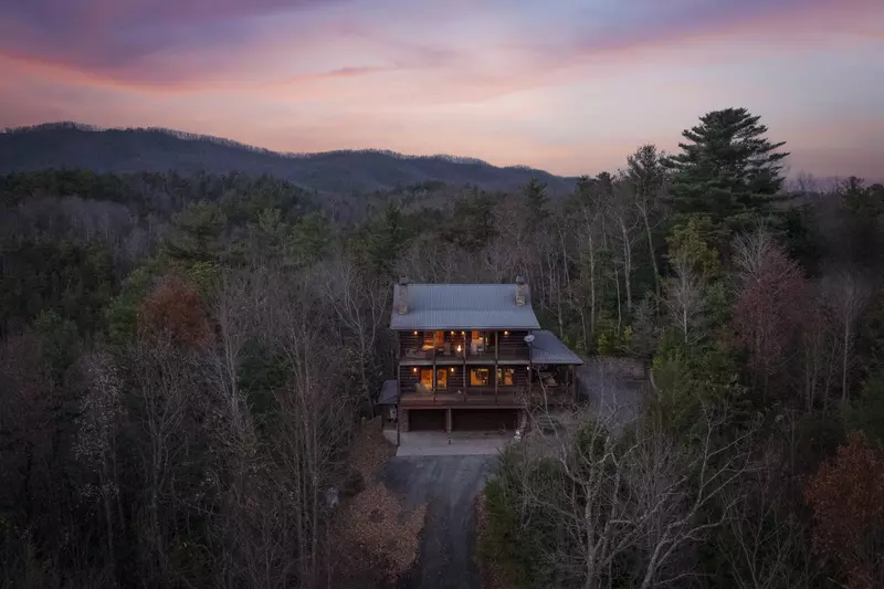 Property image, Interior, of Livin It Up