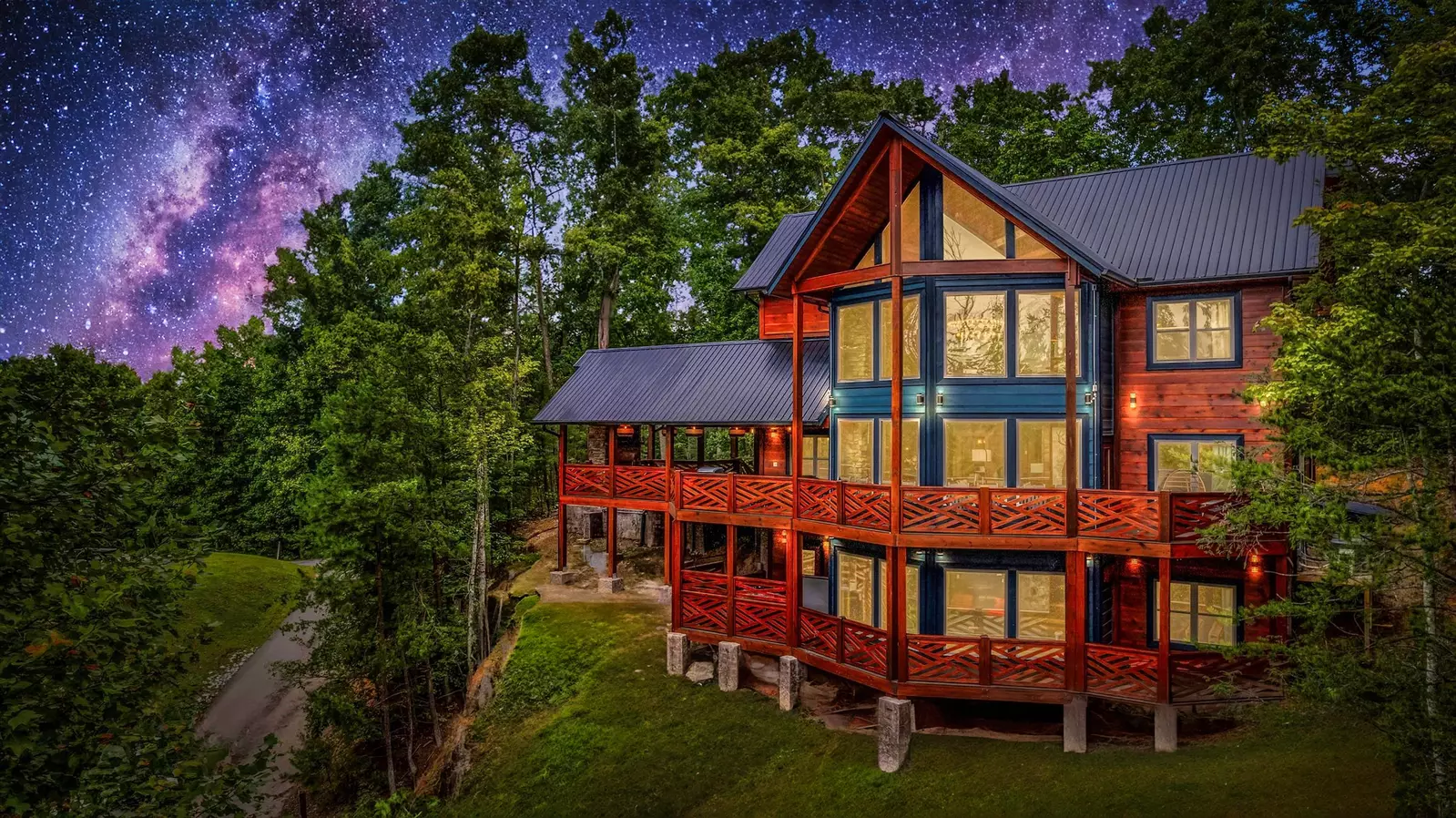 Property image, Interior, of Luxe Alpine Summit Pool and Spa Cabin