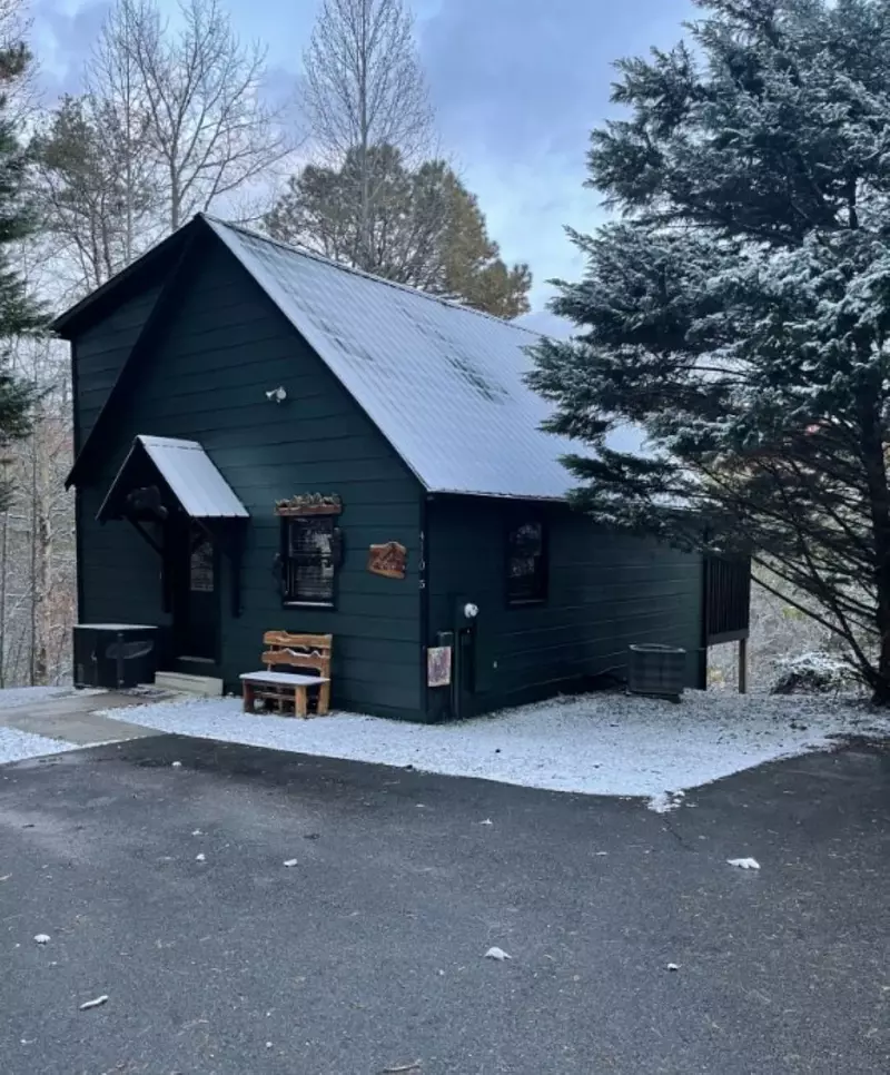 Poplar + Pine: The Heart of the Smokies