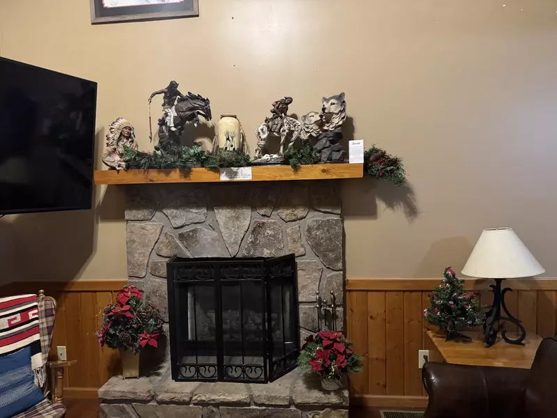 Dances with Wolves Winterfest decorations