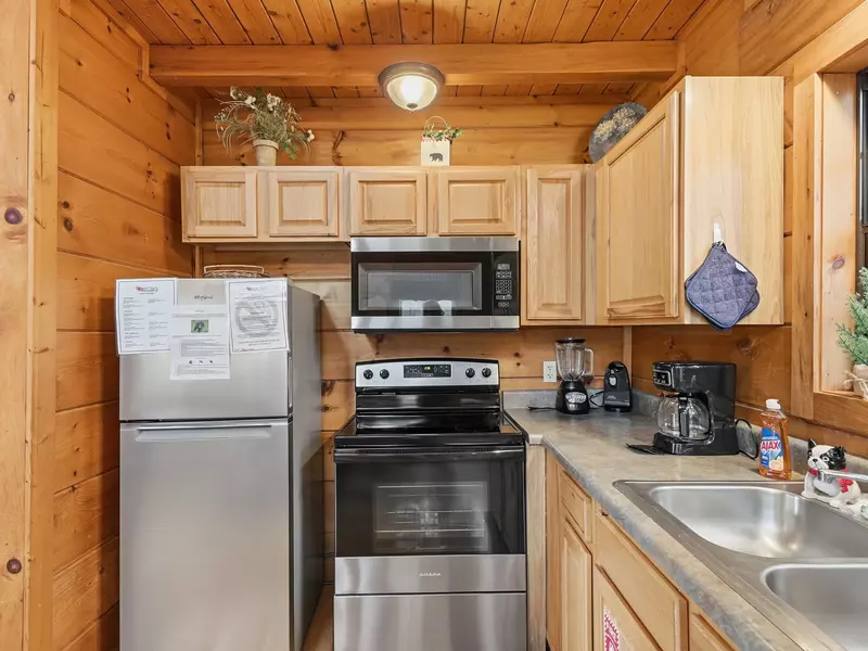 Property image, Exterior, of Wet Bear Paws #146