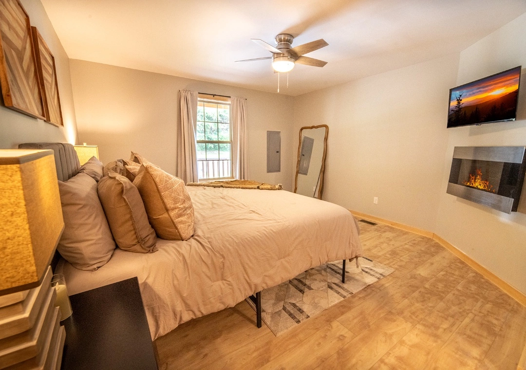 Property image, Interior, of Smoky Ridge Retreat