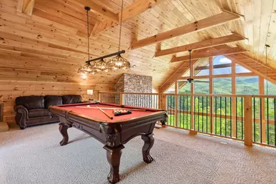 Property image, Interior, of Peak A View