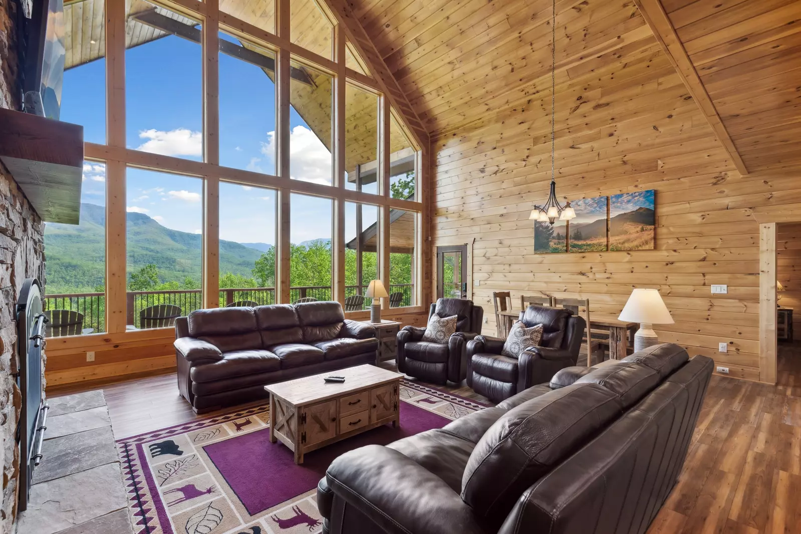 Property image, Interior, of Peak A View