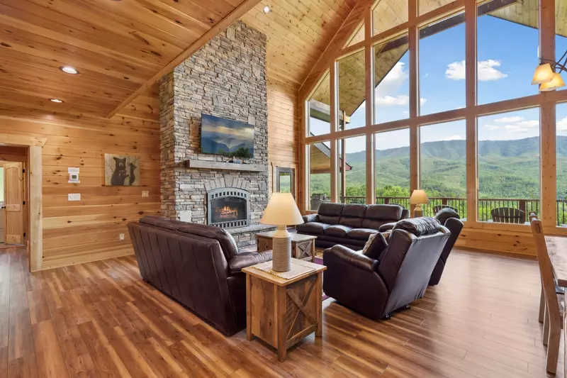 Property image, Interior, of Peak A View