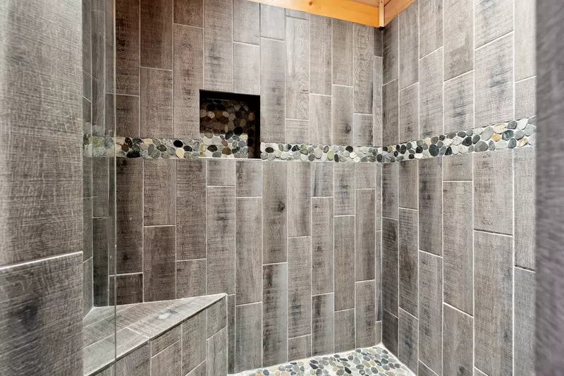 Property image, Interior, of Peak A View