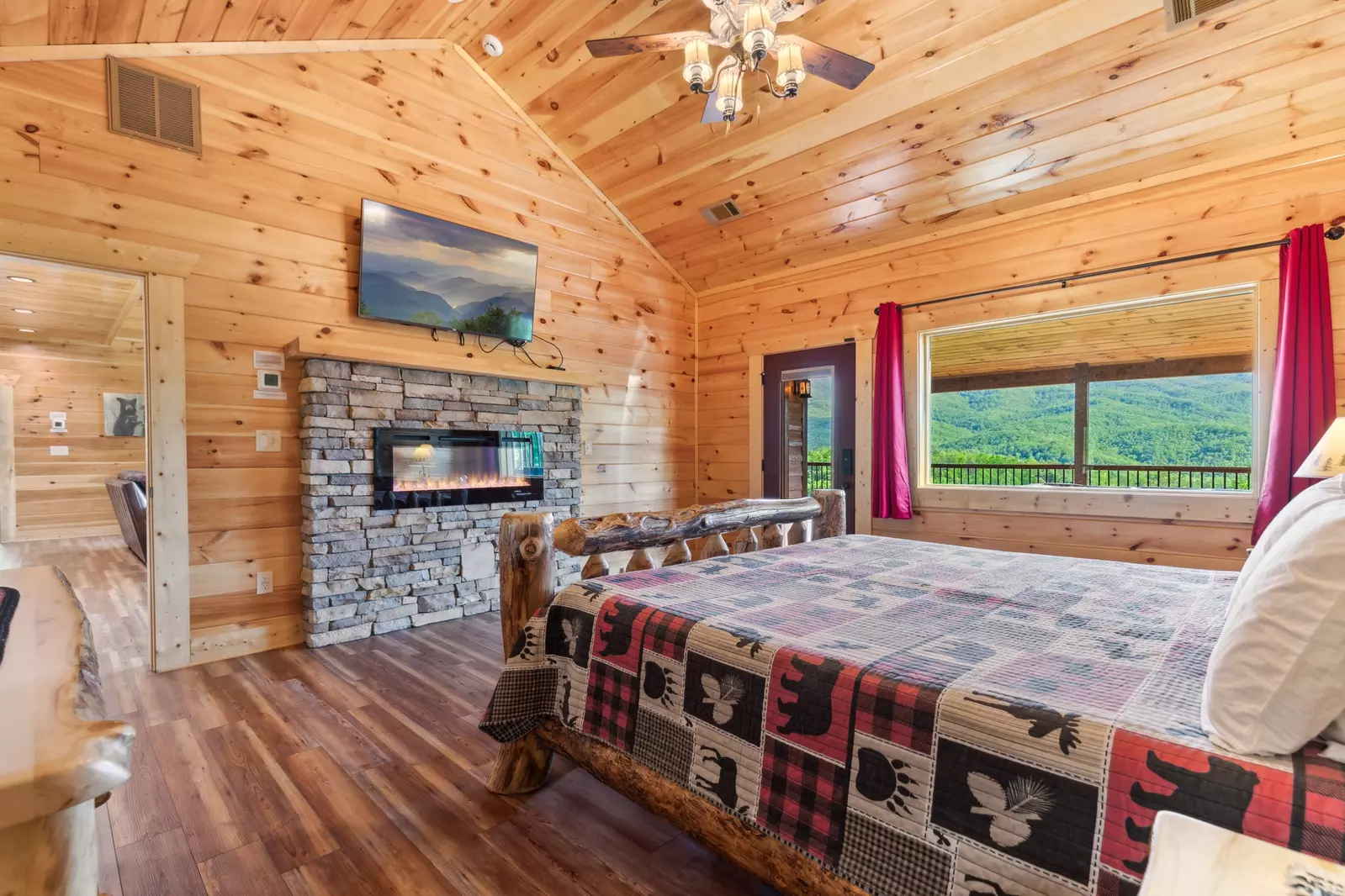 Property image, Interior, of Peak A View