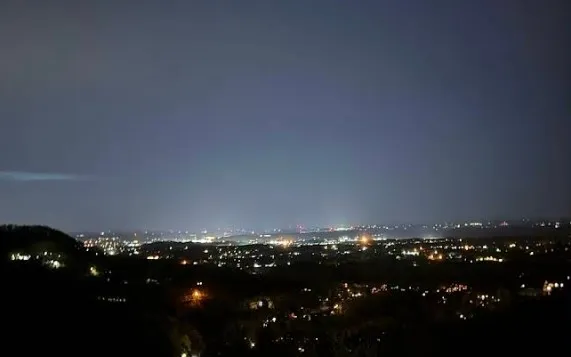 Peekin' Over Pigeon Forge