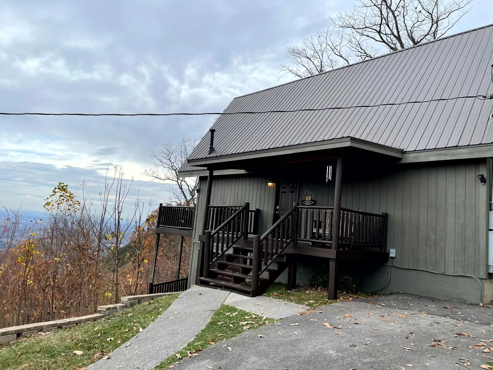 Peekin' Over Pigeon Forge