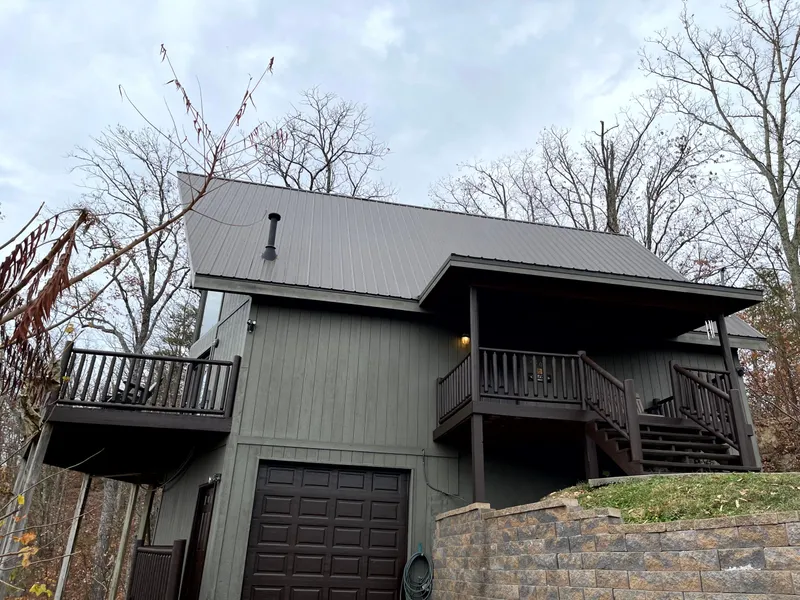 Peekin' Over Pigeon Forge