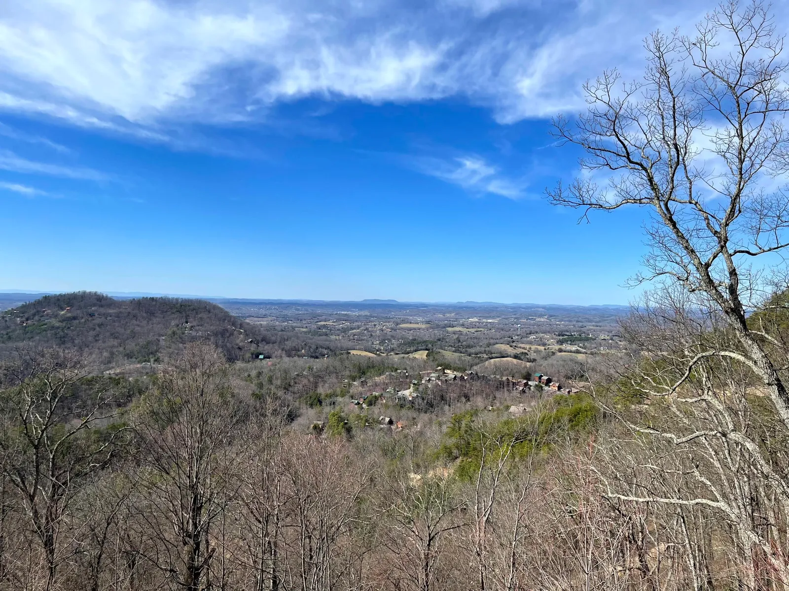 Peekin' Over Pigeon Forge