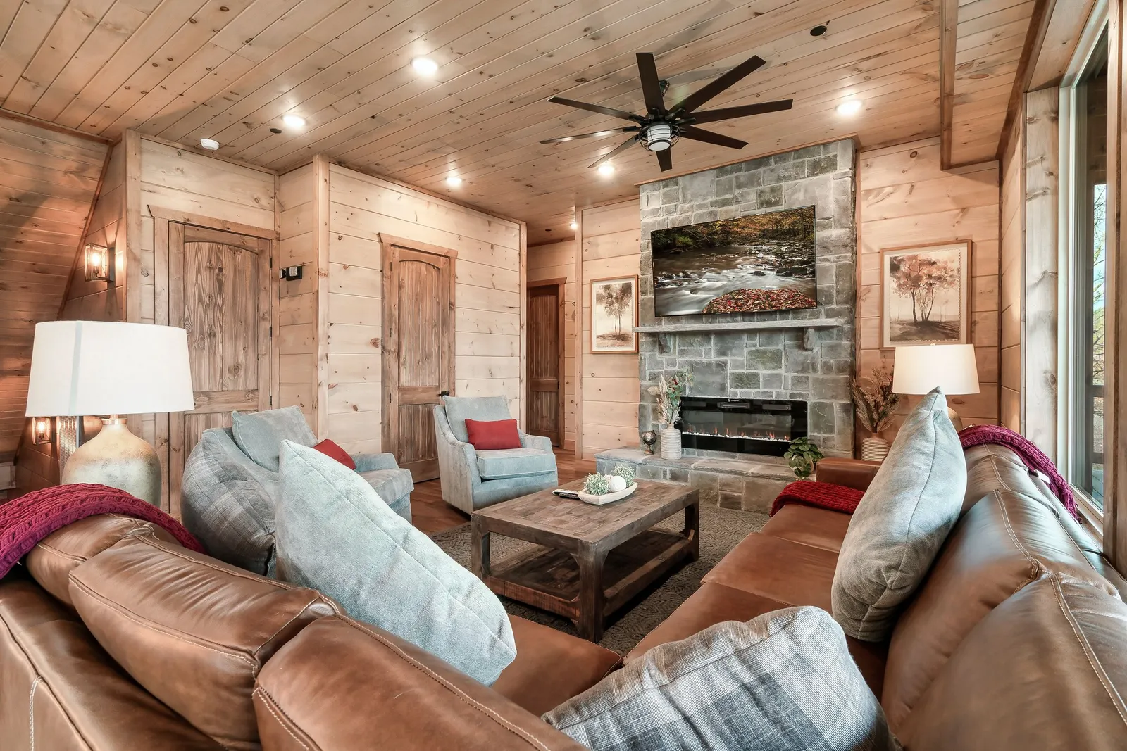 MOUNTAIN MASTERPIECE