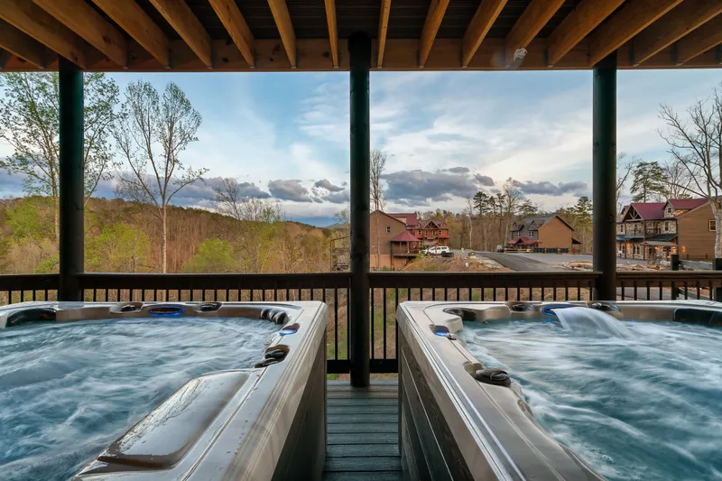 MOUNTAIN MASTERPIECE