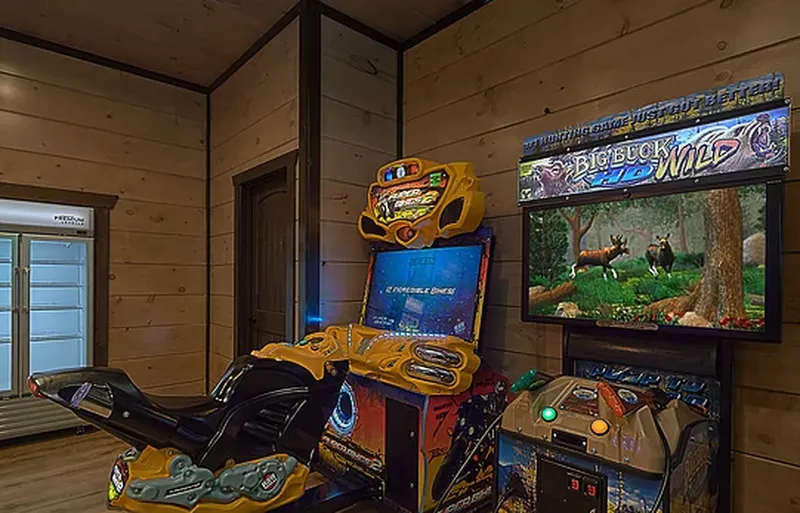 MOUNTAIN MASTERPIECE