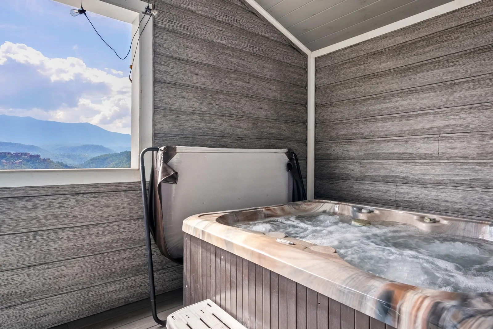 Private hot tub