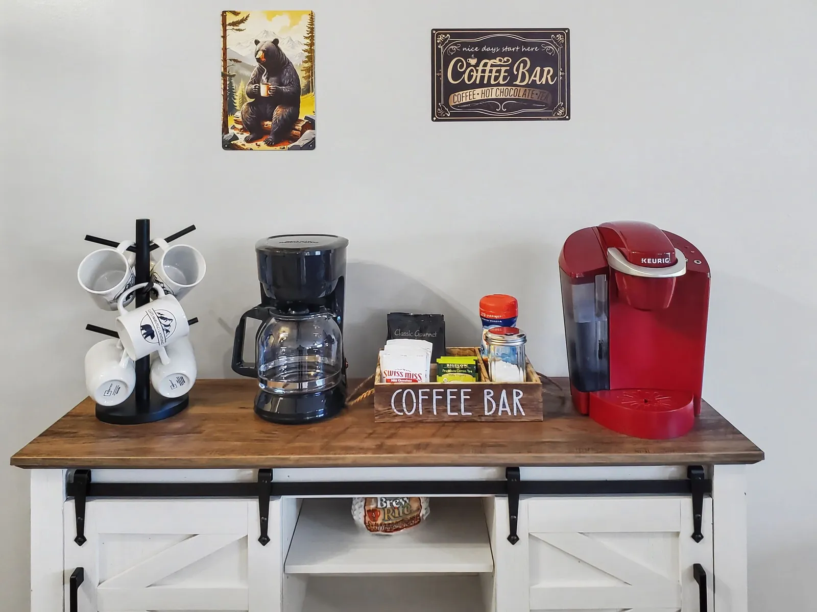 Complimentary coffee and drink bar at Gatlinburg Landing