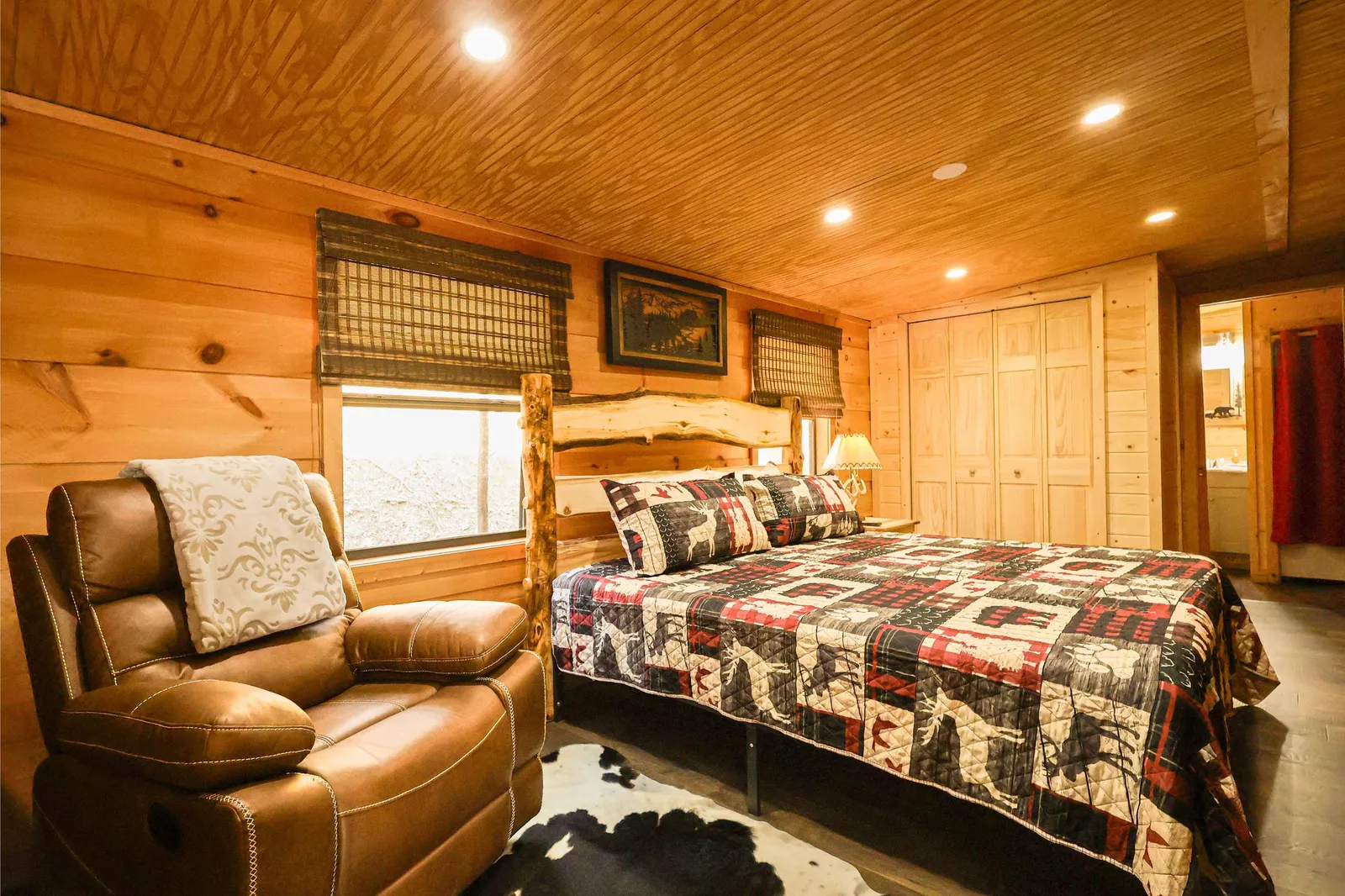 GOOD AURA CABIN
