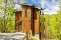 pappa bear splash is one of the top Sevierville TN cabins