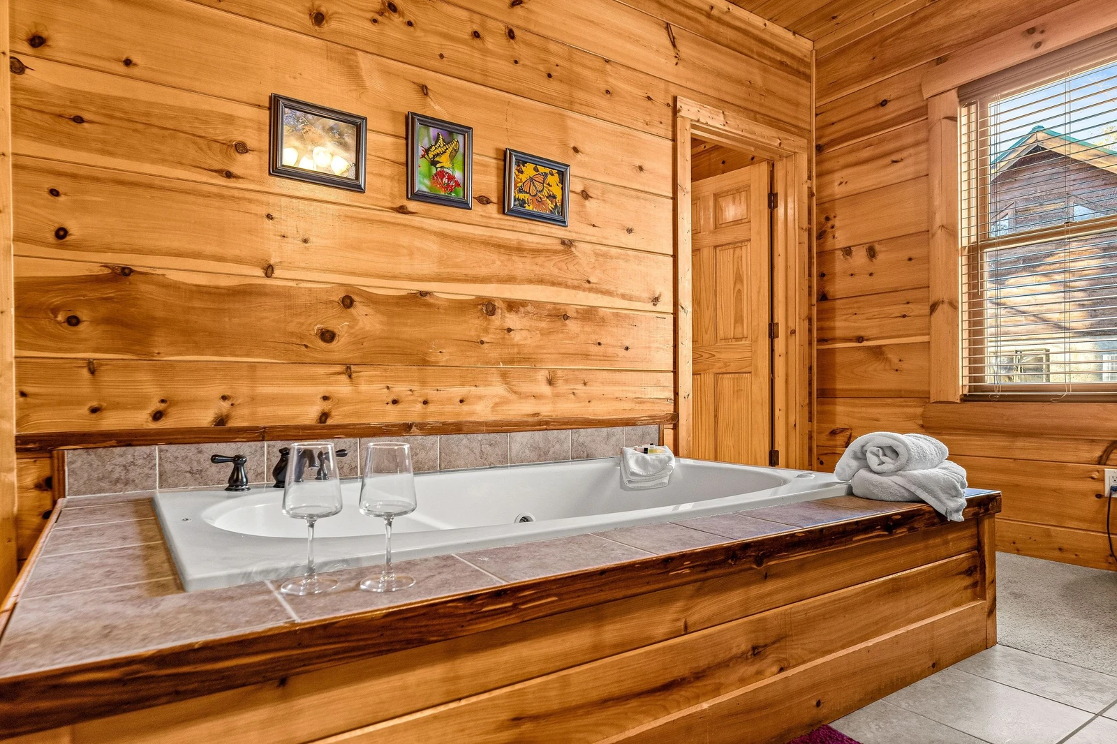 A Bears Poolin Paradise