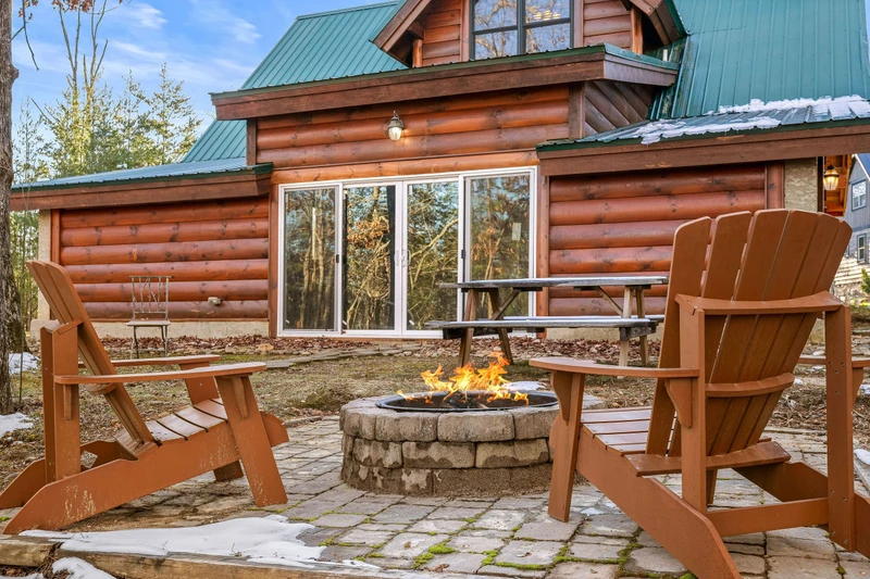 A Bears Poolin Paradise