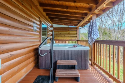 Lazy Bear Lodge