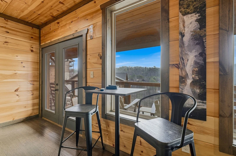 Shangrila Splashing Views