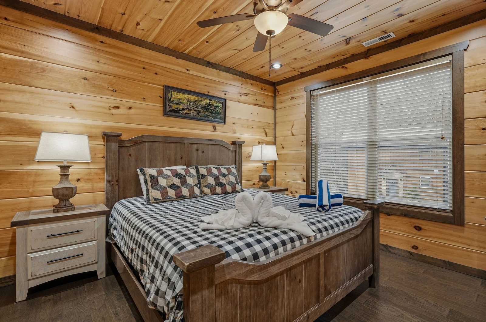 Shangrila Splashing Views