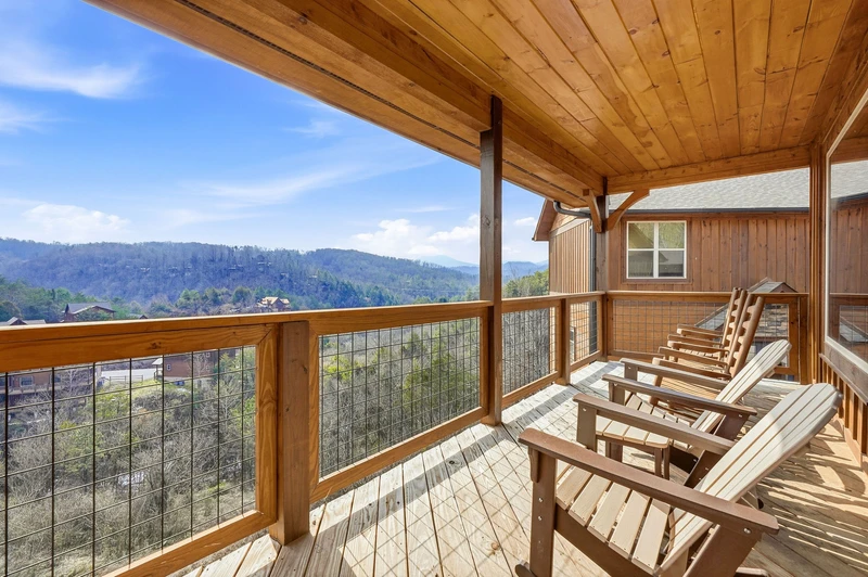 Shangrila Splashing Views