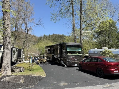Creekside Vibes RV Site #262