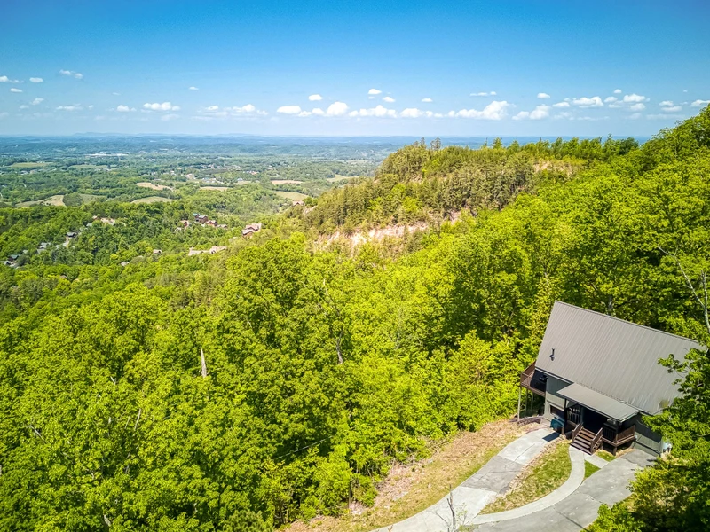 Peekin' Over Pigeon Forge