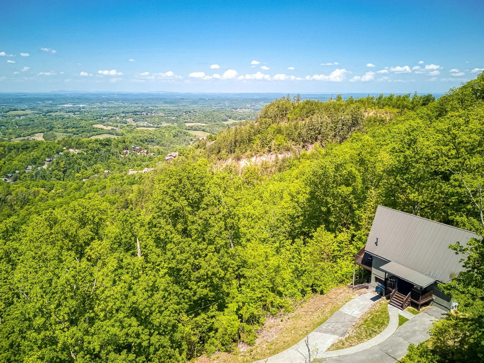 Peekin' Over Pigeon Forge