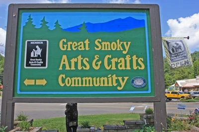 Great Smoky Arts and Crafts Community is one of the best things to do in Gatlinburg TN in May