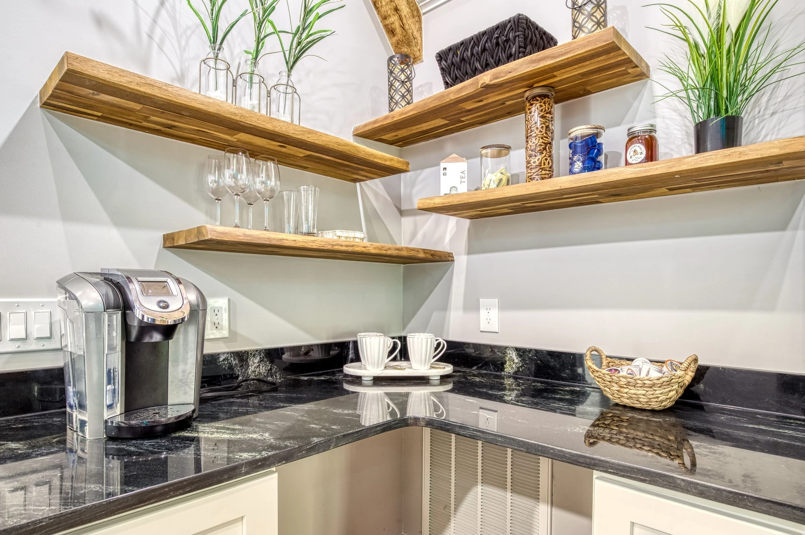 Mountain Lake Home coffee station