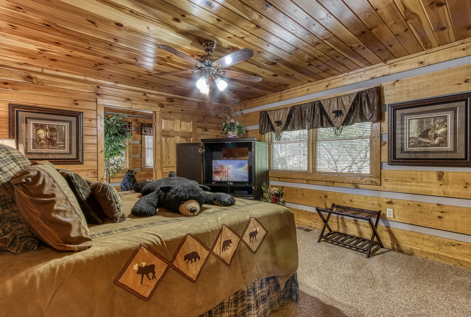 Campfire Lodge