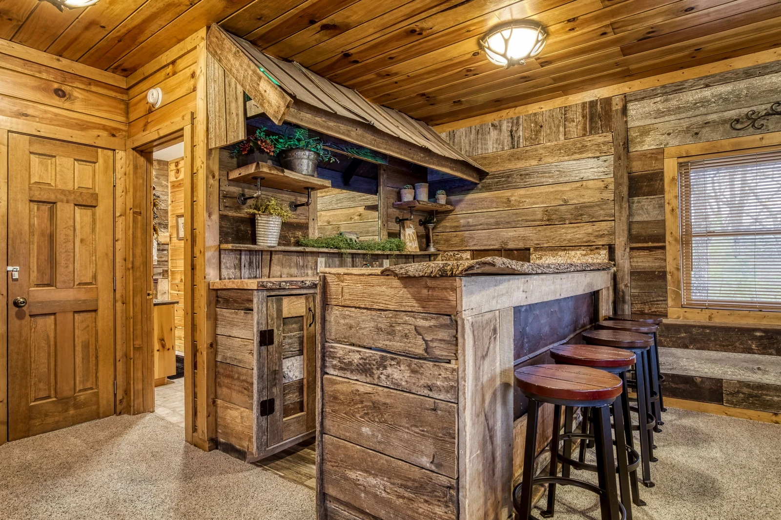 Campfire Lodge