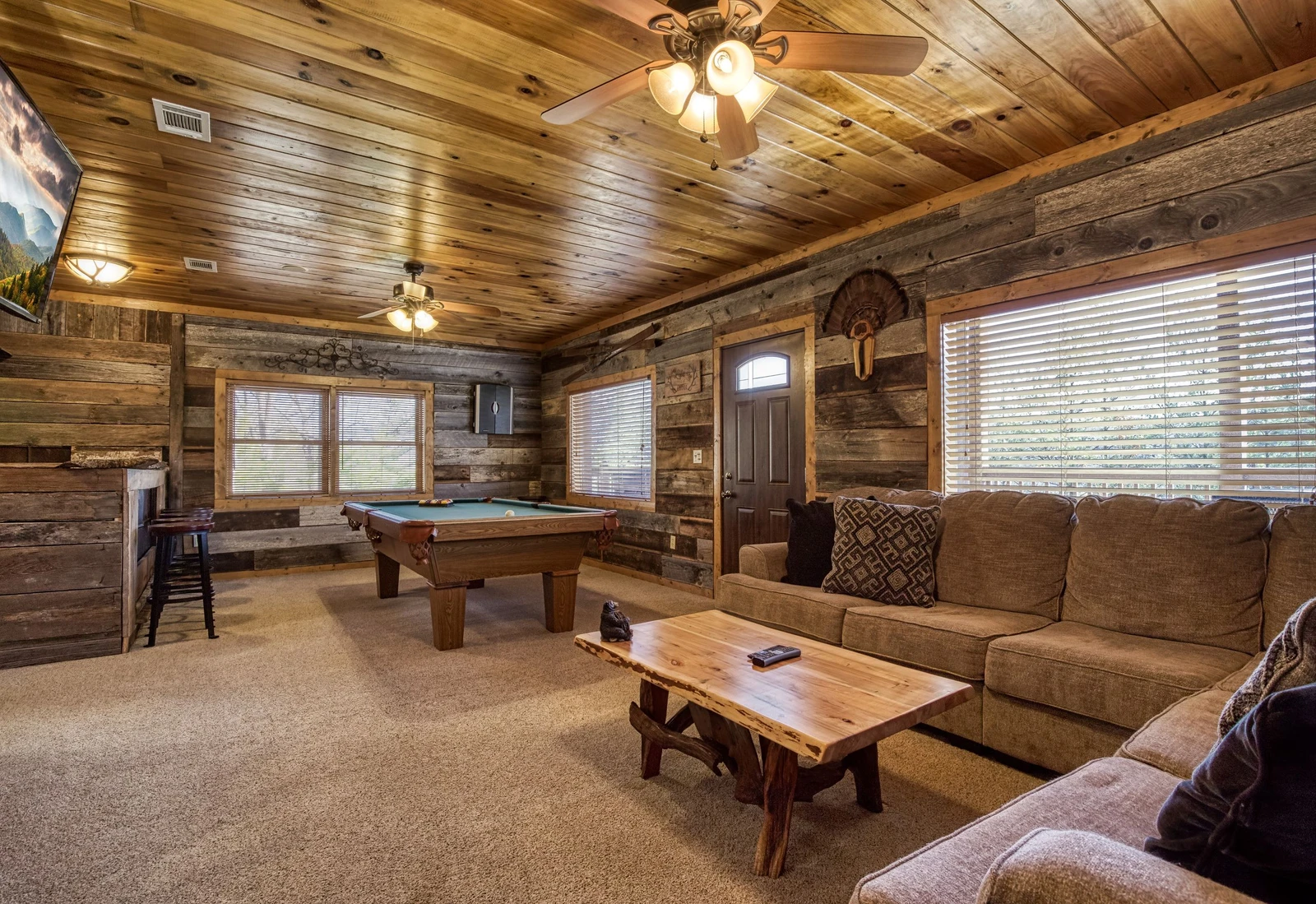 Campfire Lodge